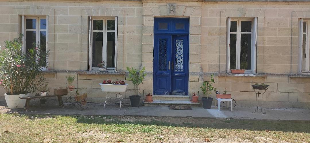 Chateau Monichot Organic Vineyard Tauriac  Kültér fotó